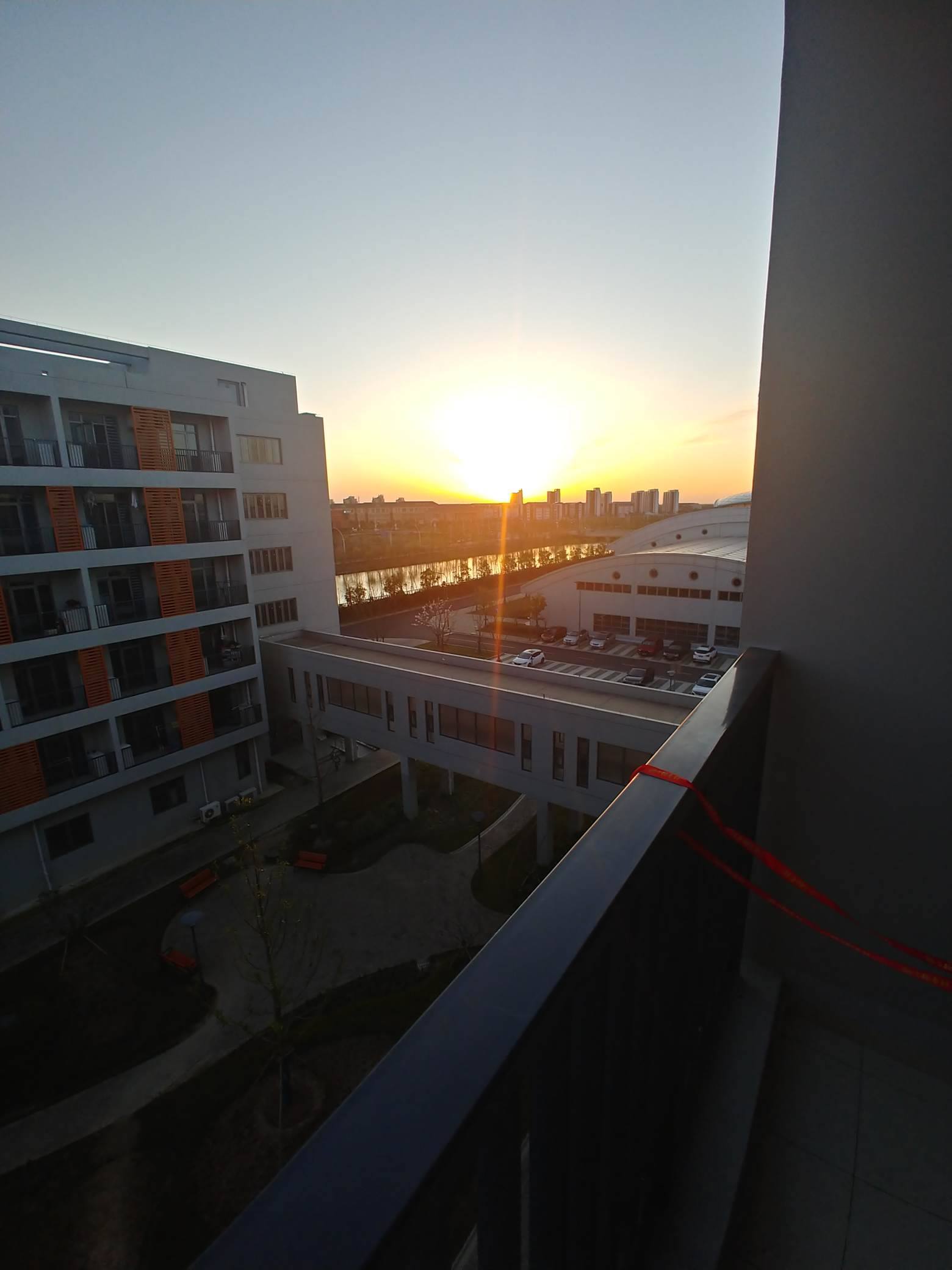 90677018_925823687849616_11810417034657792_n